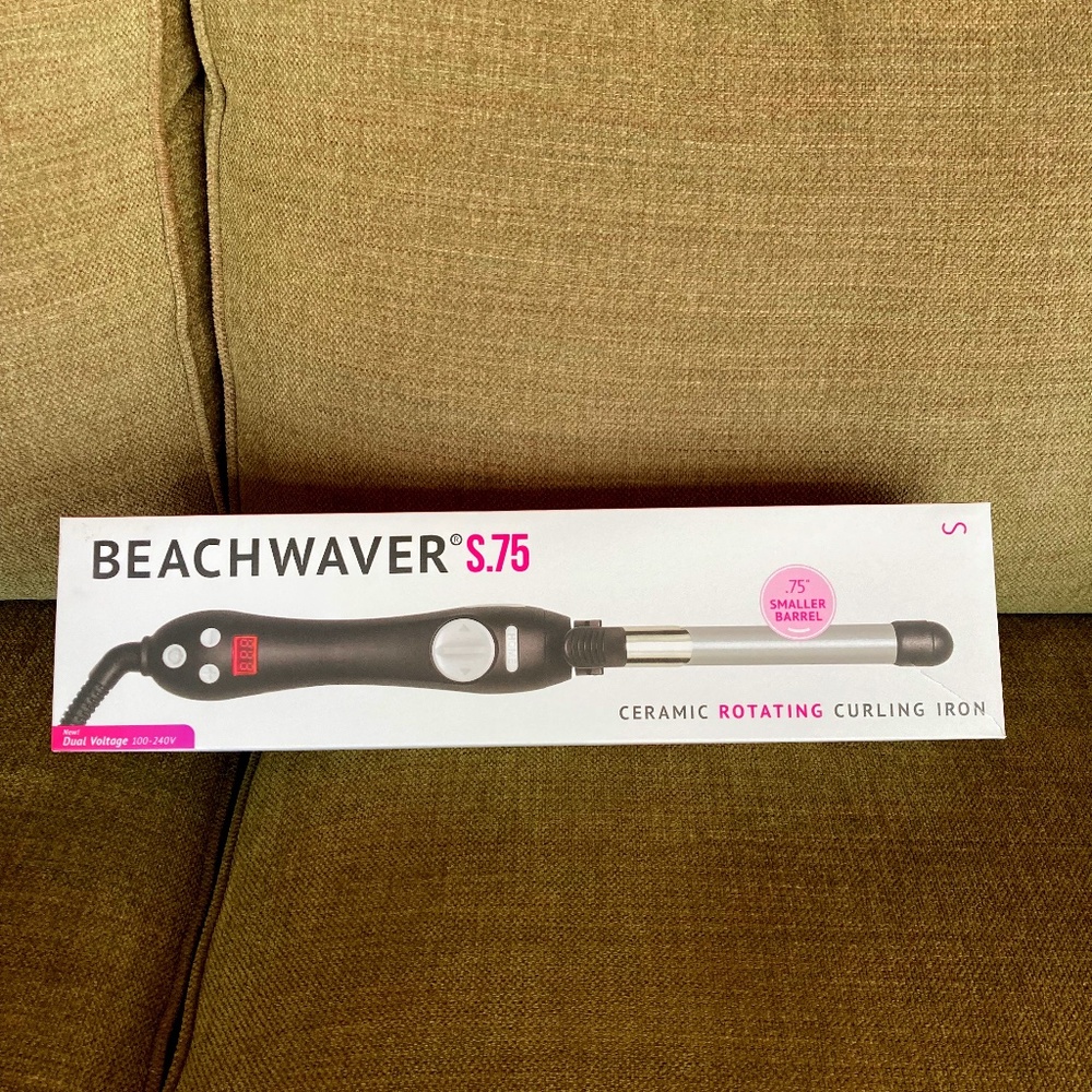 NEW IN BOX BEACHWAVER CERAMIC ROTATING CURLING IRON .75 SMALLER BARREL